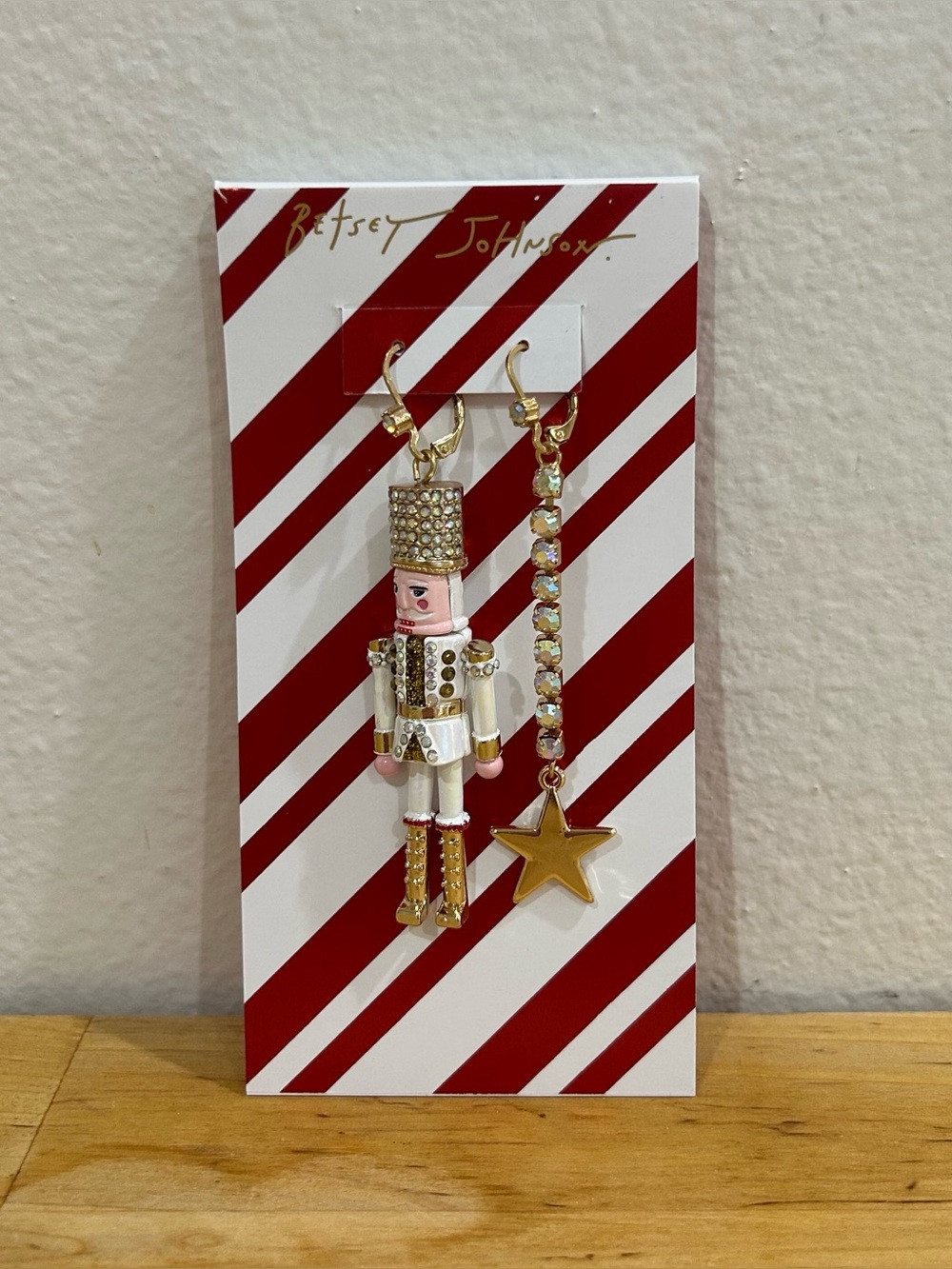 Betsey Johnson White Nutcracker Mismatched Dangle Christmas Earrings Bling Drop